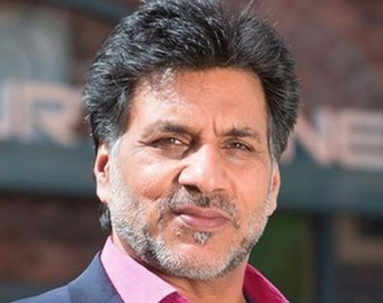 Pakistani star Marc Anwar sacked over racist tweets about Indians