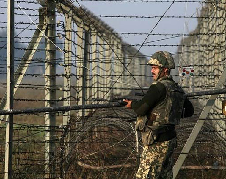 high alert continues in india pakistan border