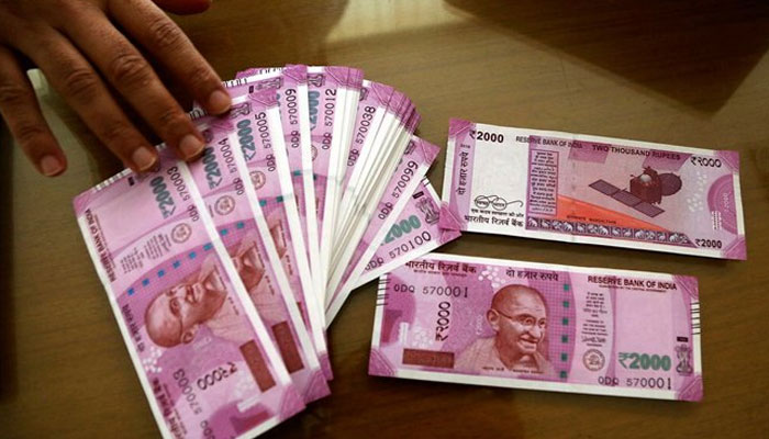 Former Finance Secy Garg Urges Government To Ban 2 Thousand Rs Currency