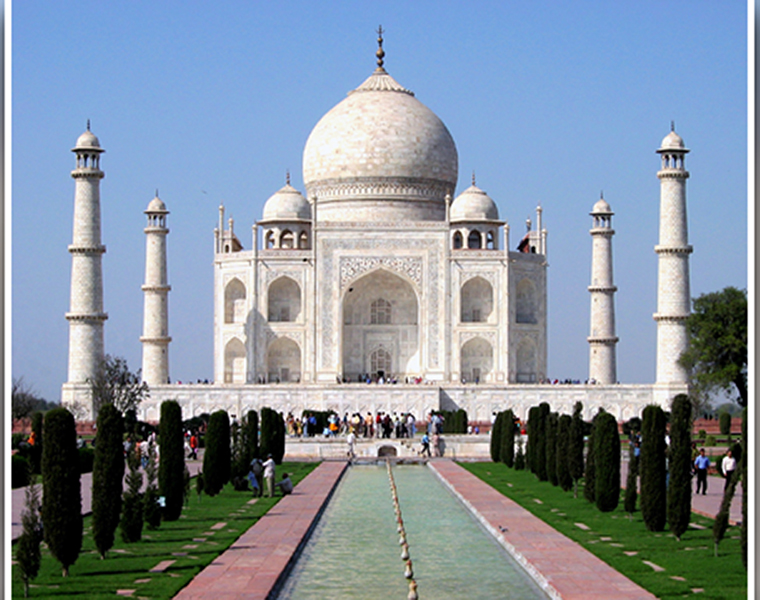 Supreme Court orders demolition of parking lot near Taj Mahal