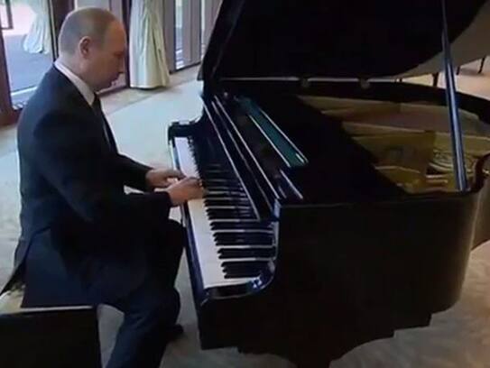 Rumors on Russia's first lady? Putin hints to marry again