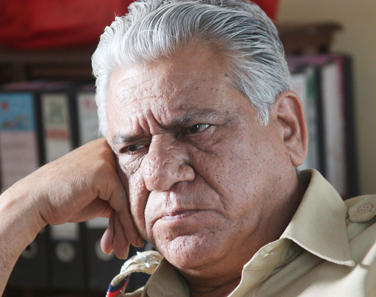 Om Puri Accused of Insulting Soldiers Complaint Filed