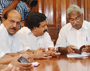 Pressure on Oommen Chandy to continue as UDF chairman
