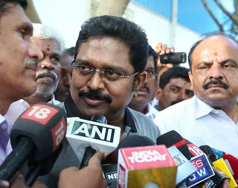 The Profit is only for E.Palaniswami and BJP: Sasikala