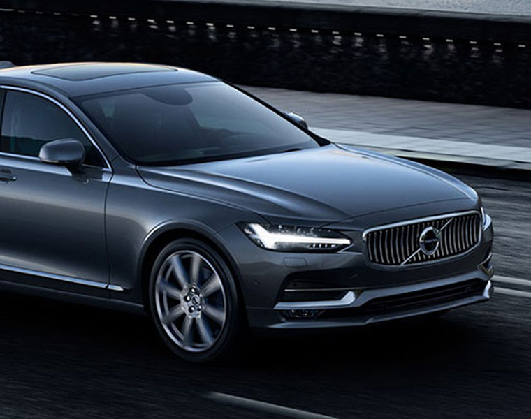 Volvo S90 Momentum launched in India