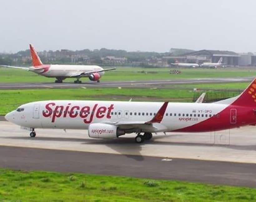 SpiceJet flight skids off runway at Karipur airport