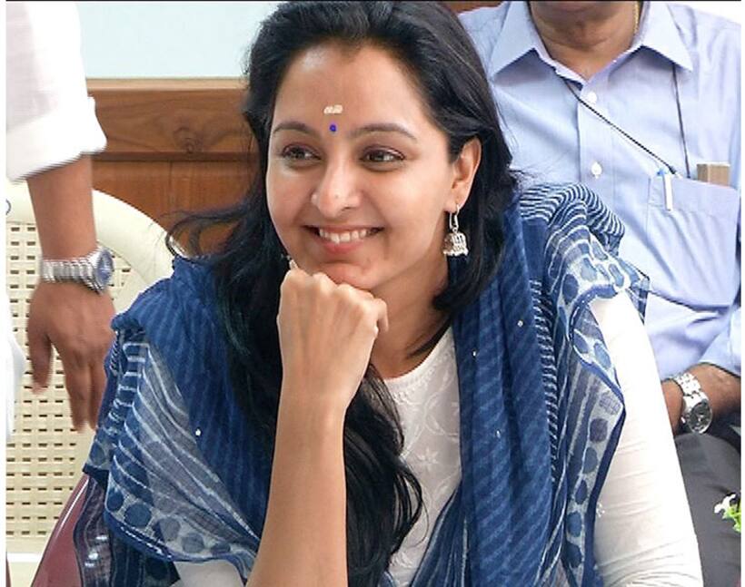 This is what Manju Warrier has to say to Mani on his derogatory remarks on women