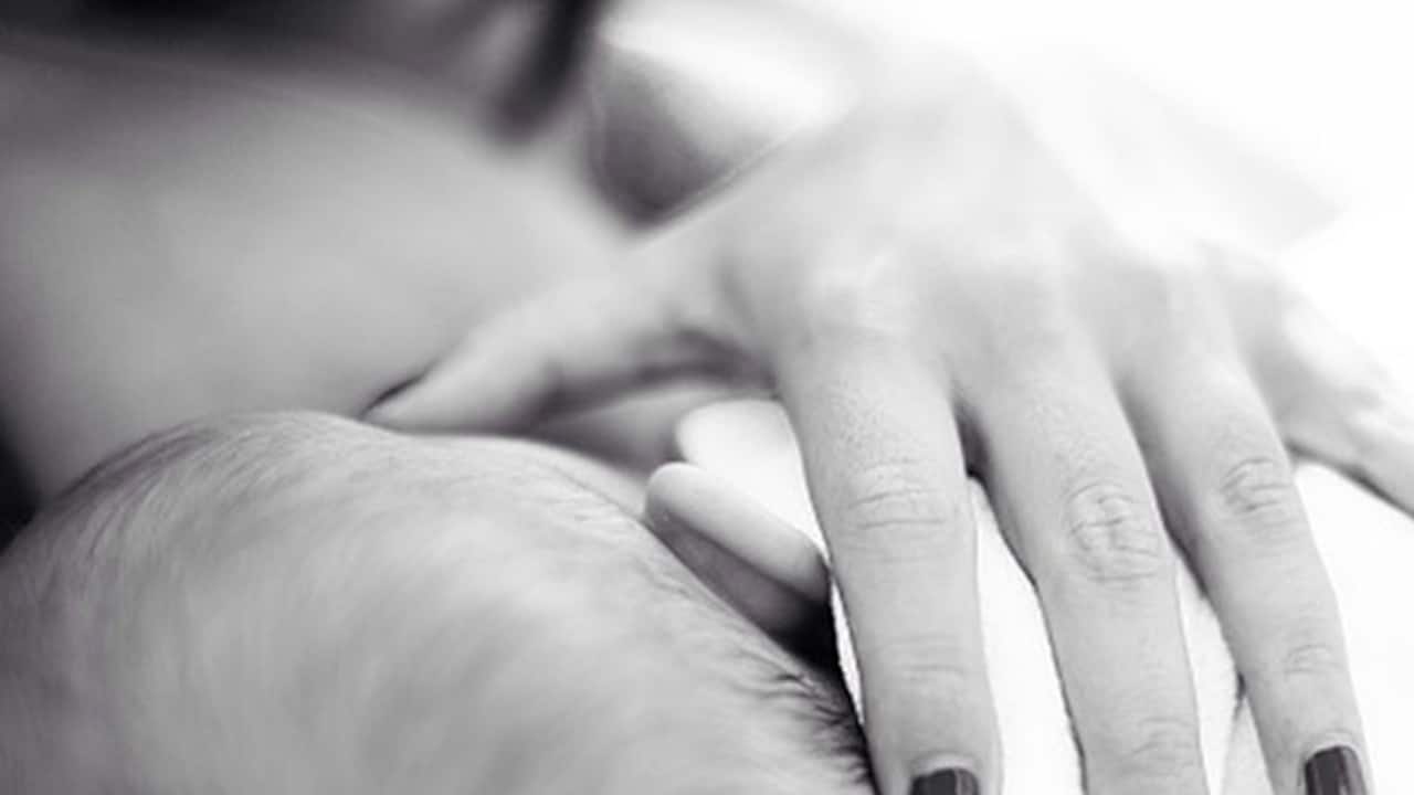 breast feeding mother