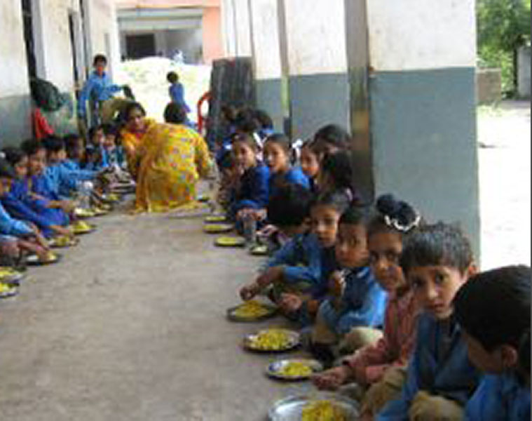 Midday Meal will be Resume in Schools After Dasara in Karnataka grg