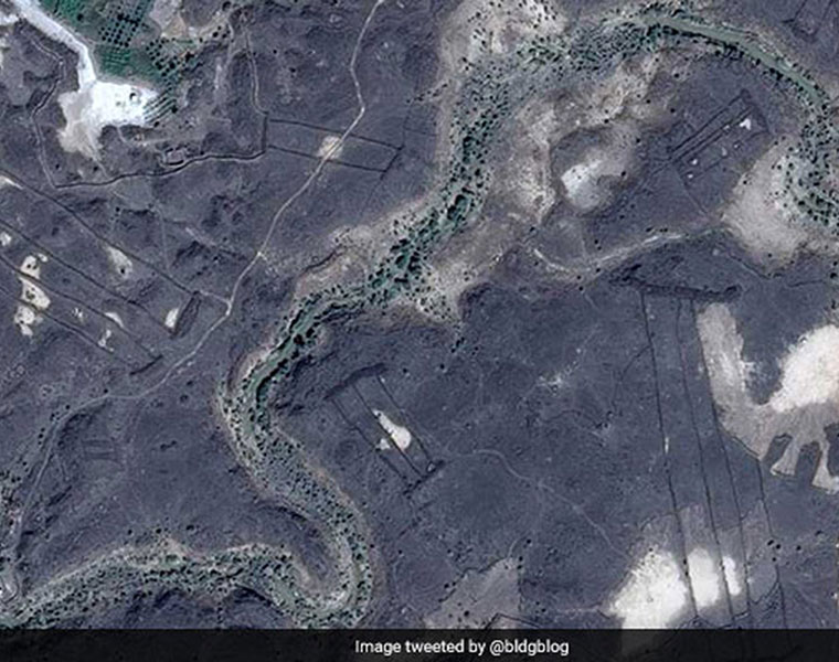 Google Earth Discovers Ancient Stone Gates In Saudi Arabia