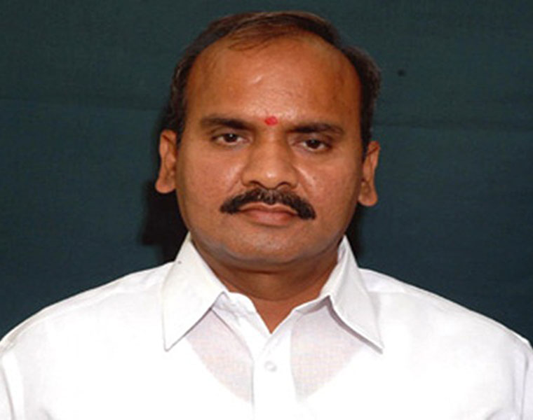 Former minister prattipati pulla rao house arrested in guntur district