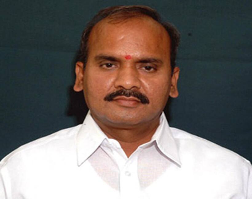 టిడిపి నాయకులకు హైదరాబాద్ అంత సేఫ్ కాదా... మాజీ మంత్రి సంచలన వ్యాఖ్యలు 