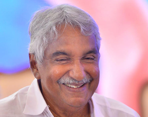 Solar scam Oommen Chandy acquitted Bengaluru