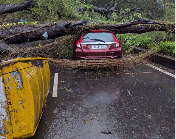 Heavy rains hit southern Kerala as state braces for cyclone Ockhi