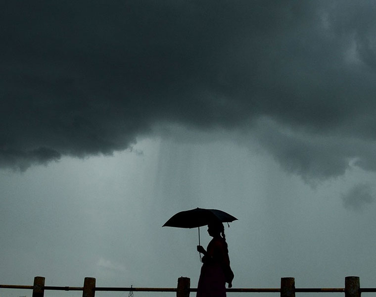 KSNDMC issues flood alert for Bengaluru's low lying areas