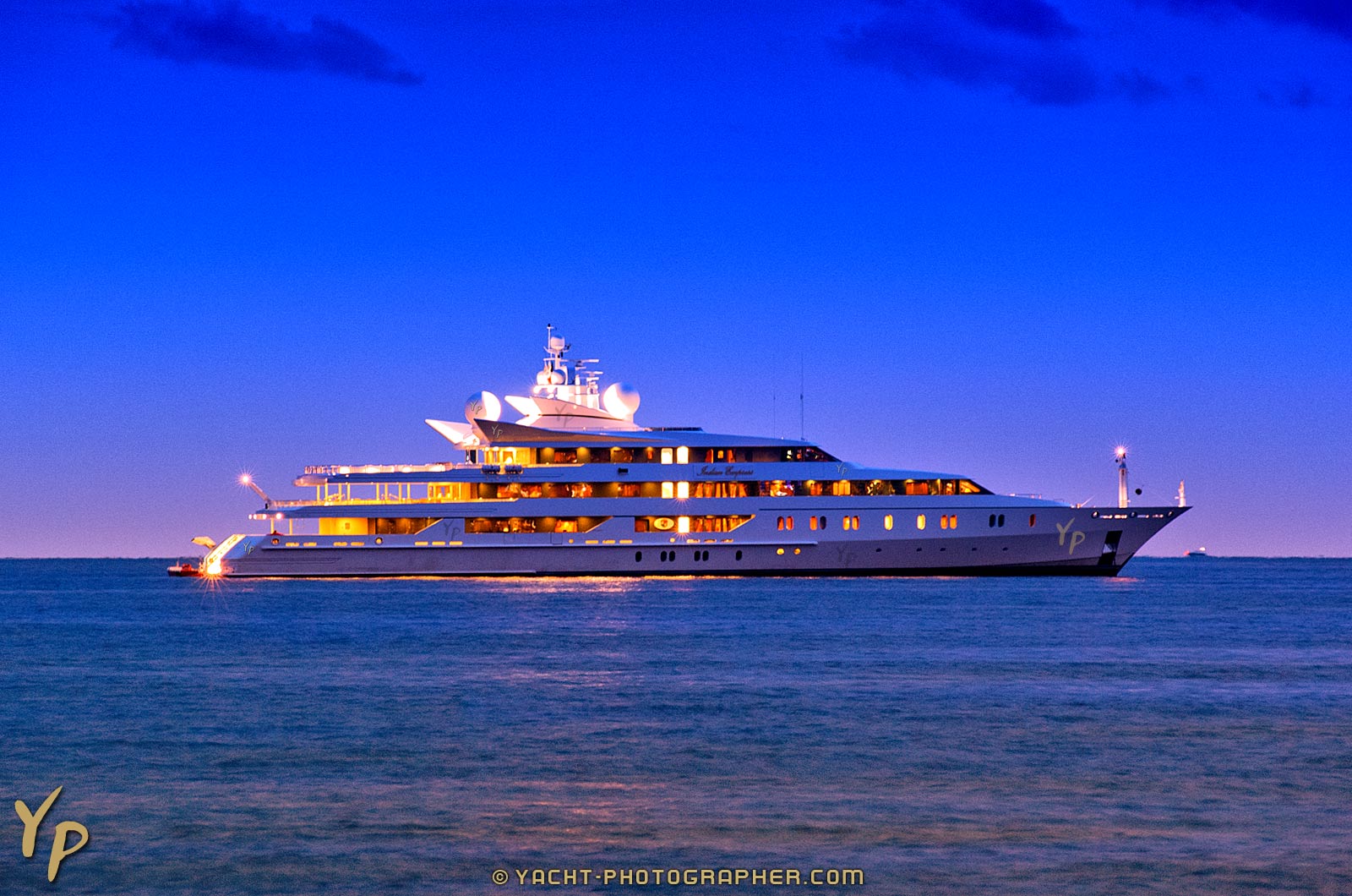 MV Empress ship in Kochi