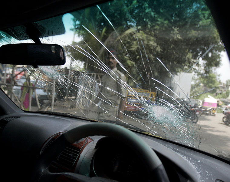 India mandate ISI mark windshield for cars to passenger safety