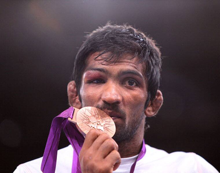 Haryana election Olympic Wrestler Yogeshwar Dutt set to join bjp