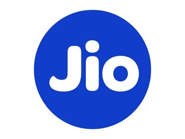 Jio dominates 5G at Maha Kumbh 2025: Fastest speeds and widest coverage, reports Ookla vkp