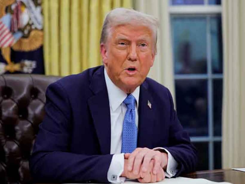 Judge who blocked Trump from implementing transgender troops ban has activism history with Democrats: Report