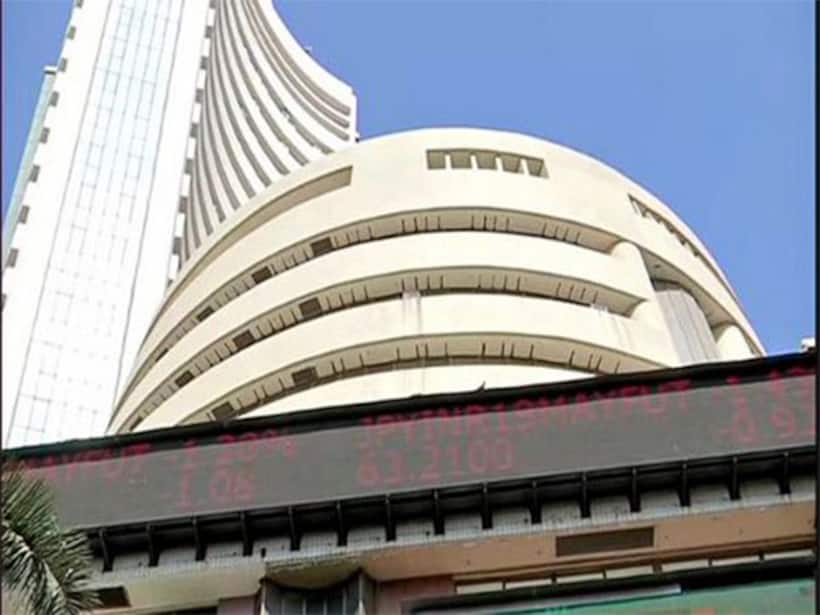 Stock market jitters: Sensex, Nifty open lower ahead of Trump's tariff announcement on April 2