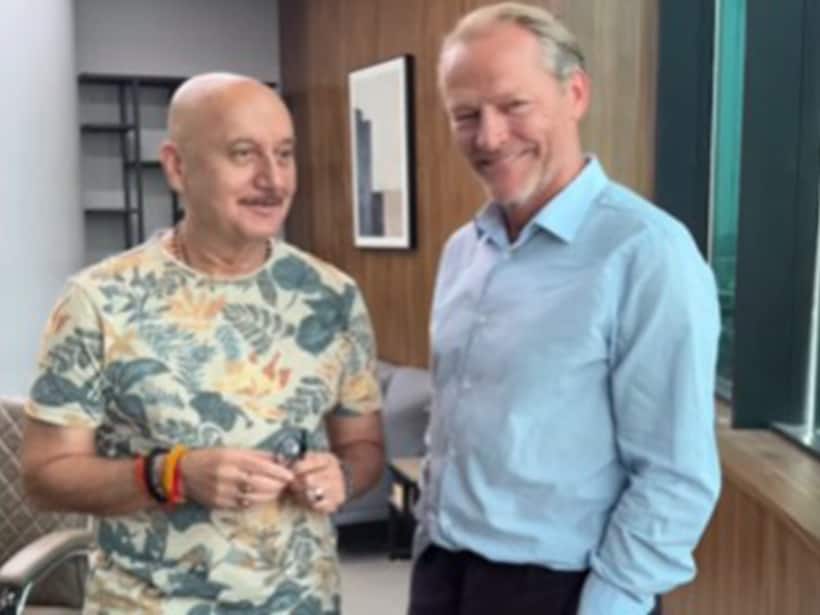 Anupam Kher opens up about casting Iain Glen from 'Game of Thrones' in 'Tanvi The Great