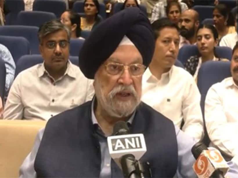 Union Minister Hardeep Puri (Photo/ANI) 