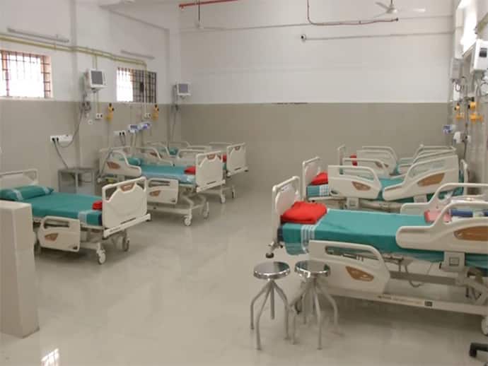 Gulbarga Institute of Medical Sciences sets up 25-bed COVID ward (Photo/ANI)