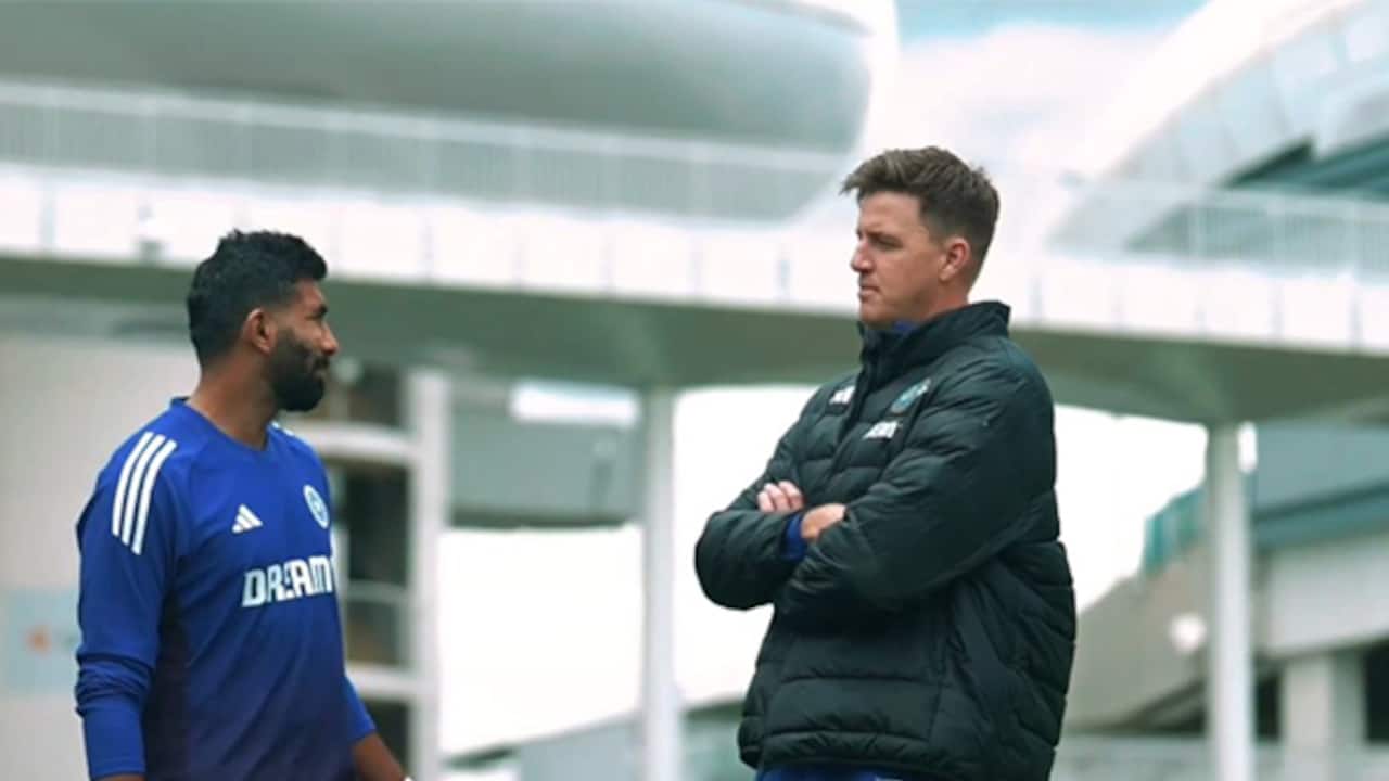 Jasprit Bumrah and bowling coach Morne Morkel (Photo: BCCI)