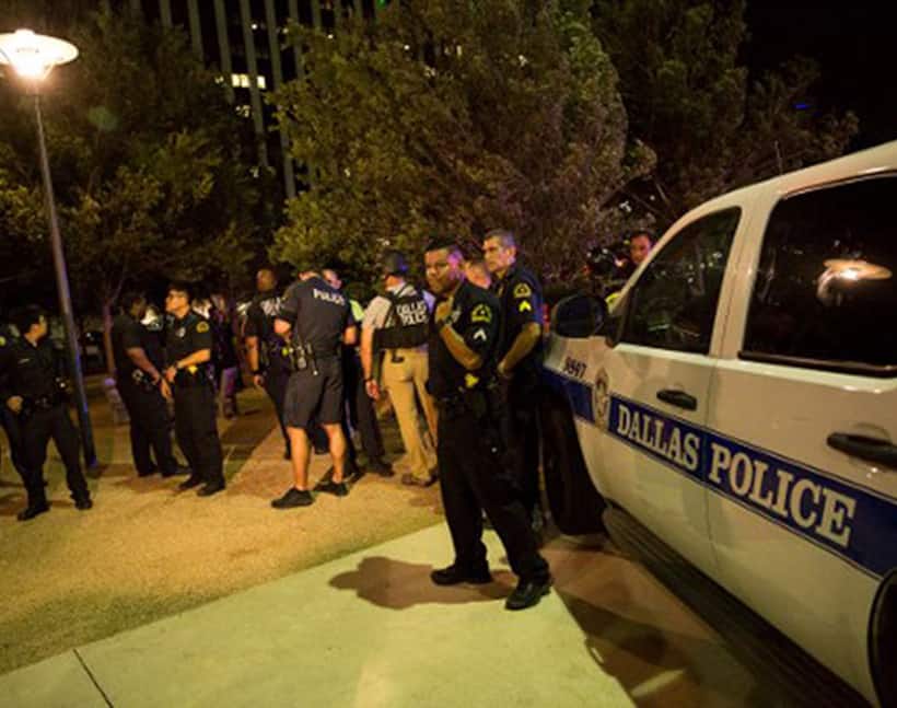 Five cops killed in worst ever attack on US law enforcers