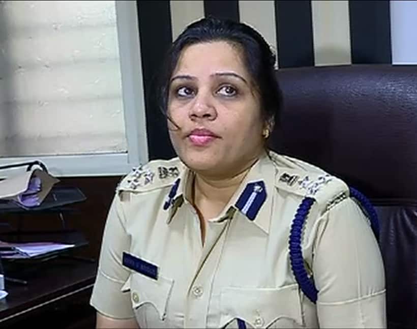 20 crore defamation case filed against DIG Roopa