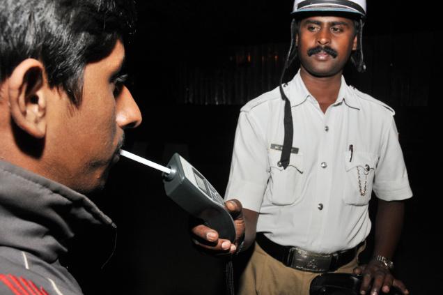 Bengaluru 1169 booked for drunk and driving on weekend