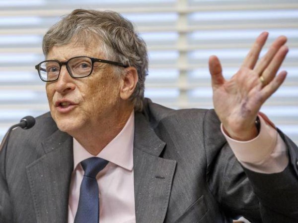 Bill Gates Sees Rapid Growth In India Economy Praises Aadhaar Scheme