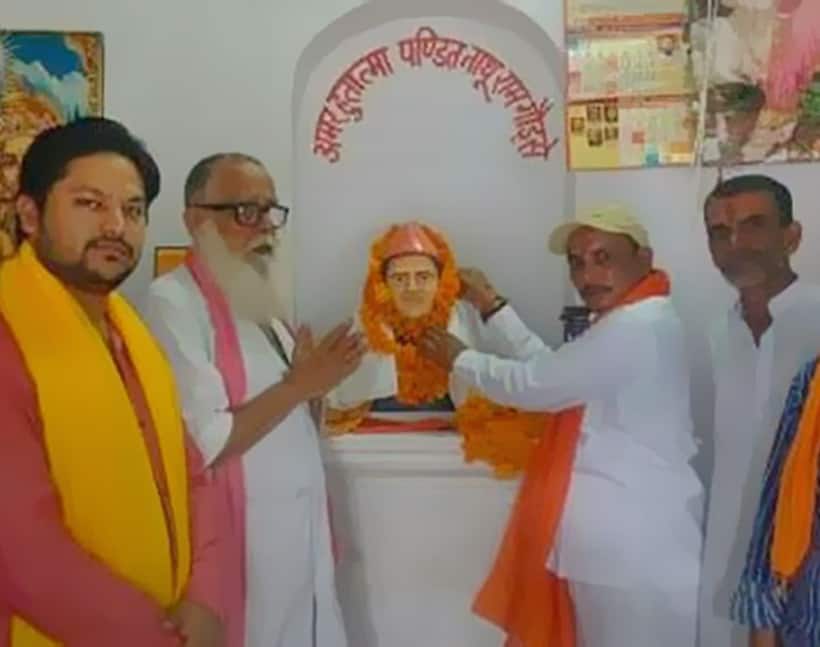 Gandhi Jayanti or 'Dhikkar Divas'? First ever Godse statue unveiled in Meerut