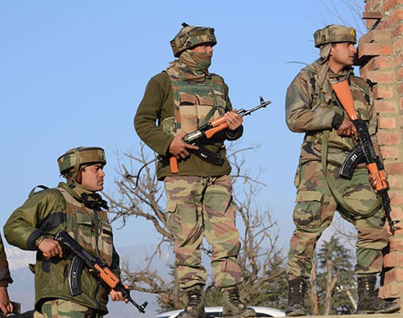 Army, CRPF squabble over Pampore counter terror offensive