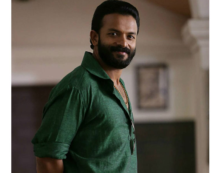 jayasurya s anticipatory bail in high court on actress complaint 