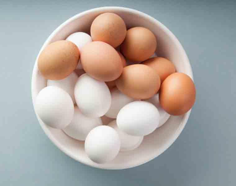 5 Amazing Ways To Use Eggs For Strong And Shiny Hair