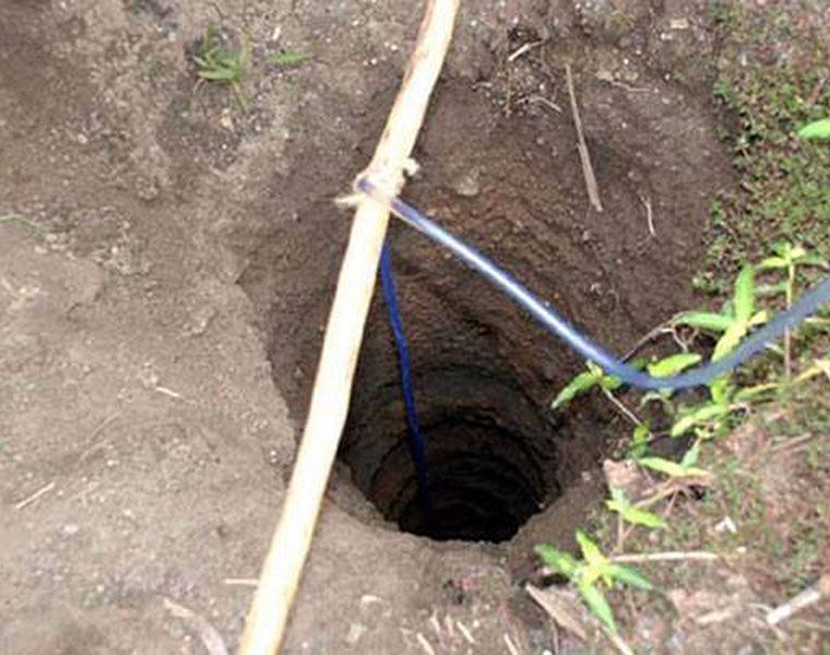 Two-Year-Old Falls into Borewell in Dwarka, Rescue Operation Underway lns