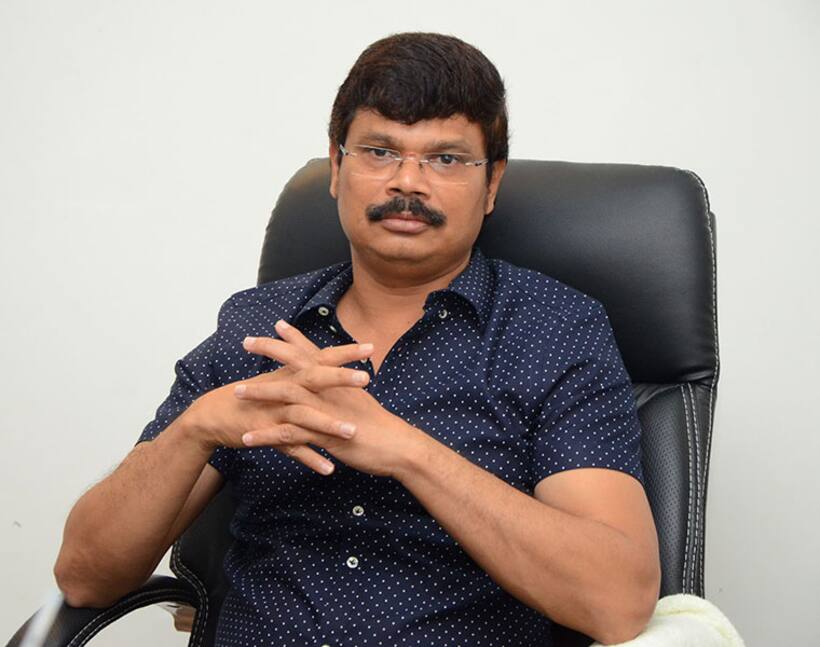 షాకింగ్ స్టోరీ: బోయపాటి చేస్తున్న కుట్రా? లేక బోయపాటిపై కుట్రా?