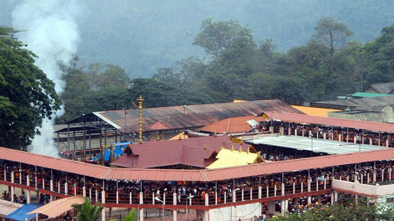 सबरीमला फैसले पर पुनर्विचार याचिकाओं पर आज सुप्रीम कोर्ट में सुनवाई