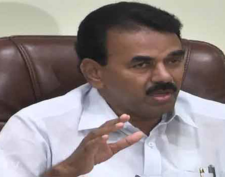 Minister Jupally Krishna Rao shifted illness man on Road in Ranga Reddy District lns