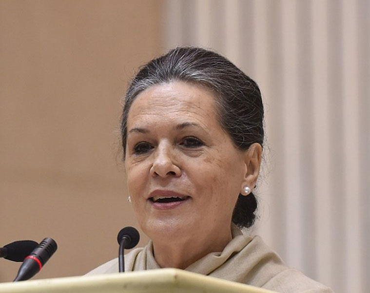 sonia gandhi resigns