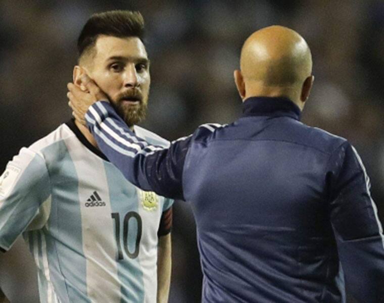 Argentinas coach is me not messi said sampaoli