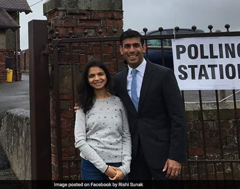 यूके के वित्त मंत्री ऋषि सुनक ने पीएम बोरिस जॉनसन को लेटर लिखकर कहा मेरे खिलाफ स्वतंत्र जांच होनी चाहिए