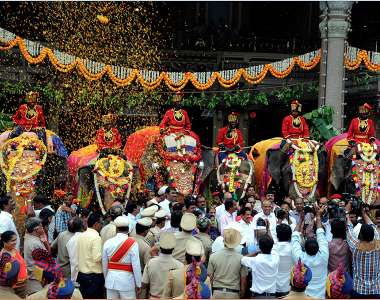 Mysore Preparing to Dasara