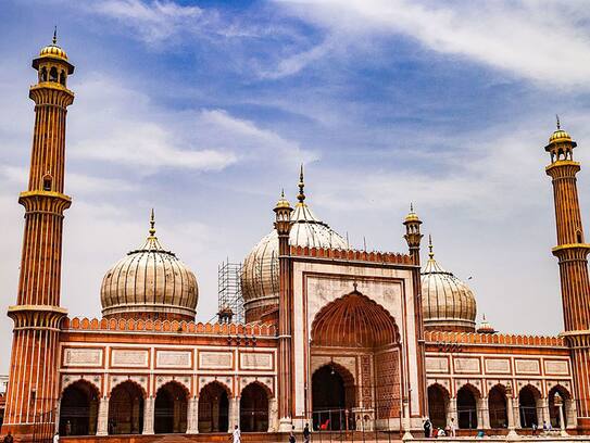 darul uloom new fatwa release, muslims can not print wedding cards in red color