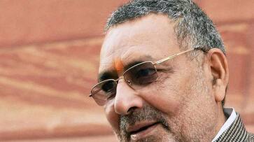 giriraj singh hits on shashi tharoors controversial statement