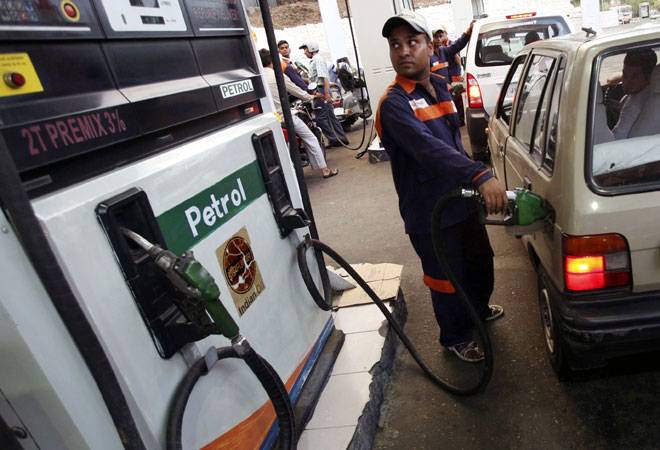 resons behind oil price hike in india