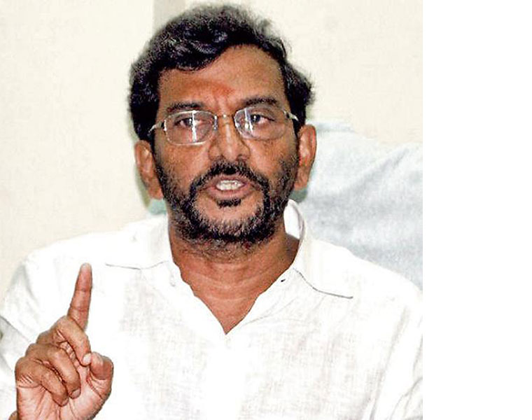 Former Minister Somiredd Chandramohan Reddy into the hiding over land case