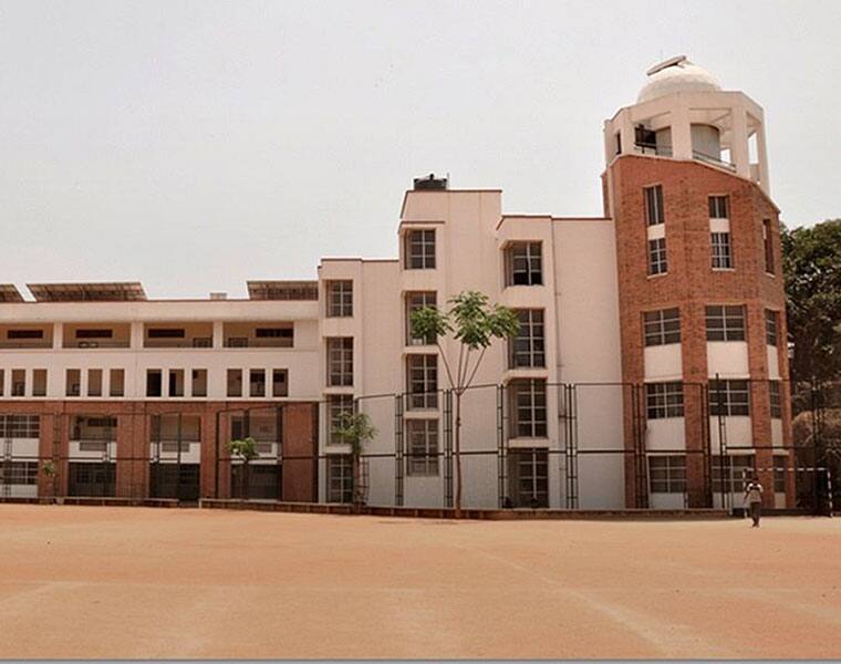 Bengalurus St. Joseph's College Is now university gow